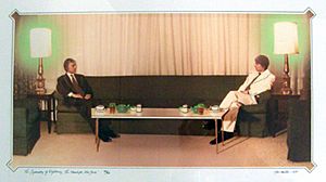 Archivo:Symmetry of Diplomacy